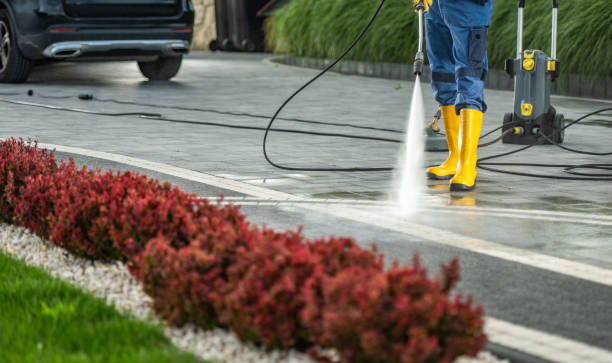 Best Pool Deck Cleaning  in Dash Point, WA